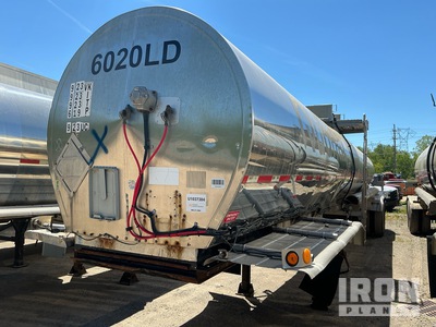 1984 Brenner 5000 gal T/A Tanker Trailer