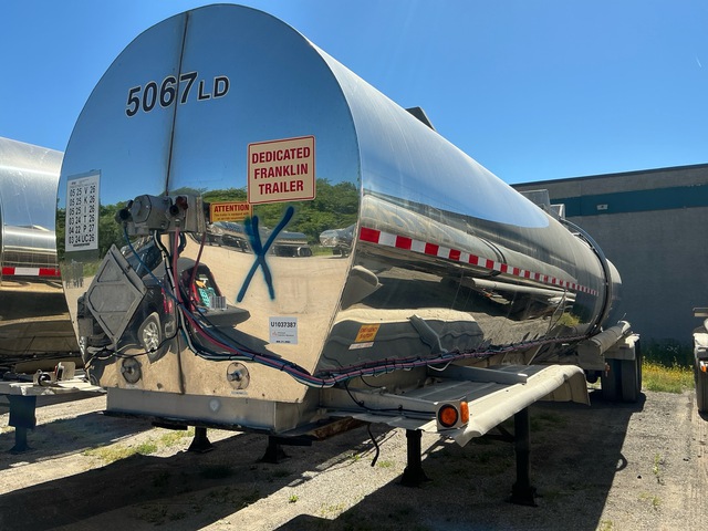 2009 Brenner 7000 gal T/A Tanker Trailer