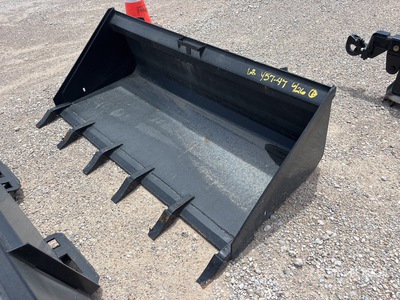 Mid-State 68 in Low Pro w/Teeth Skid Steer Bucket (Unused)