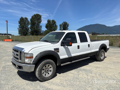 2008 Ford F-350 XLT 4x4 Crew Cab Pickup