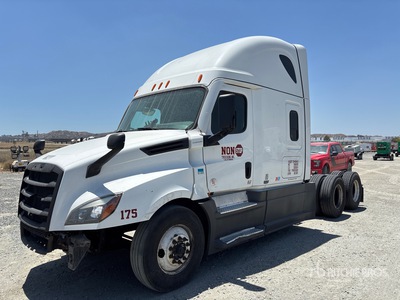 2023 Freightliner Cascadia 126 6x4 T/A Sleeper Truck Tractor