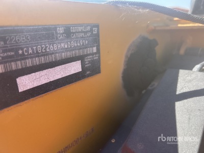 2012 Cat 226B3 Two-Speed Schranklader