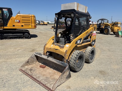 2012 Cat 226B3 Minicargadora
