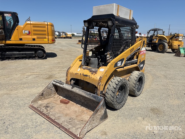 2012 Cat 226B3 Skid Steer Loader