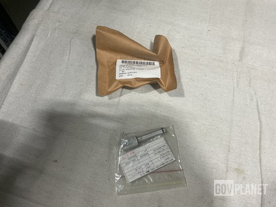 (7) Woodward HRT T41001320-9 Machine Thread Plugs