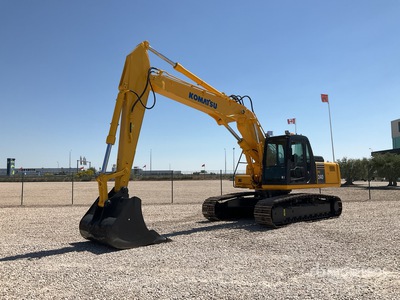 Komatsu PC240NLC-6K Excavatrice sur chenilles