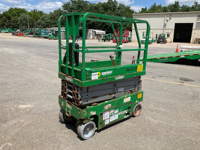 2016 Genie GS-1930 Electric Scissor Lift
