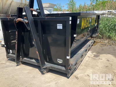 Roll off attachment