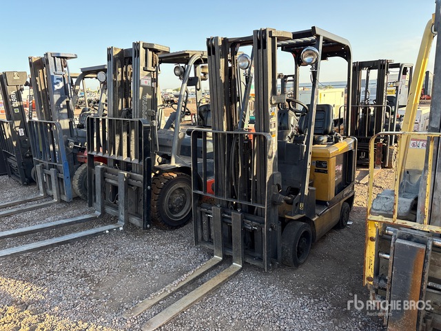 2004 Cat EC15K 2400 lb Electric Forklift