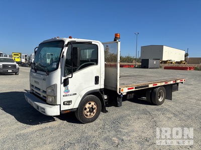 2011 Isuzu NPR 4x2 Camion à Plateau