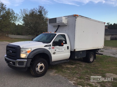 2016 Ford F-450 4x2 Camions réfrigérés