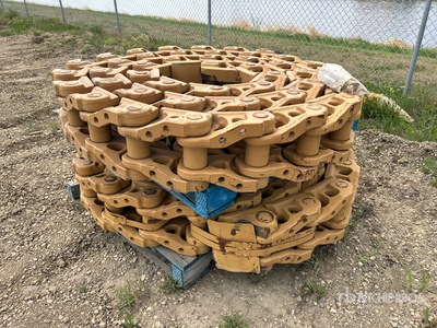 Quantity of Berco Track Chain (Unused) - Fits Cat D8T/D7R