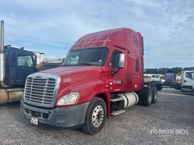 2013 Freightliner Cascadia 125 6x4 T/A Sleeper Truck Tractor (Inoperable)
