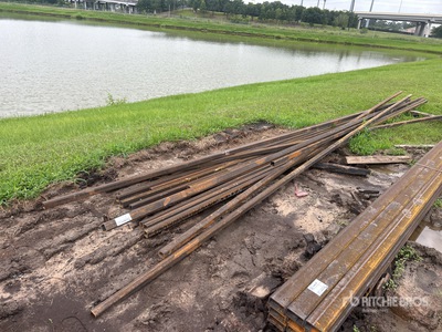 Quantity of (18) 2 in x 2 in x 20 ft Square Tube その他 - 店舗 & 倉庫