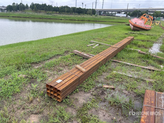 Quantity of (12) 3 in x 3 in x 24 ft Square Tube