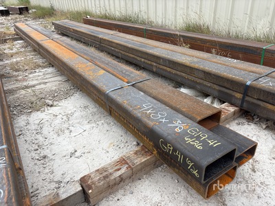 Quantity of (4) 4 in x 8 in x 3/8 Rectangle Tubing Varios metales (Unused)