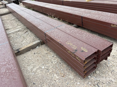 Quantity of (16) 8 in x 20 ft Metal C-Purlin Varios metales (Unused)