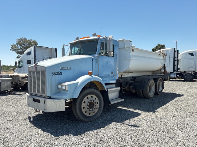 2005 (unverified) Kenworth T800 6x4 T/A Dump Truck 2005 (unverified) Kenworth T800 6x4 T/A Dump Truck