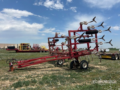 Wil-Rich 4430 11 ft 3-Point Cultivator