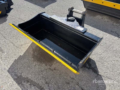 Dynamic Entities 50 in Q/C Hydraulic Tilting Godet d'excavatrice (Unused)