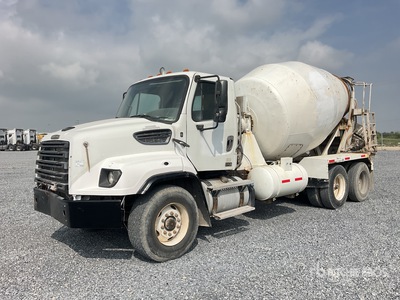 2022 Freightliner 114SD 6x4 Tractocamion / Mixer Truck