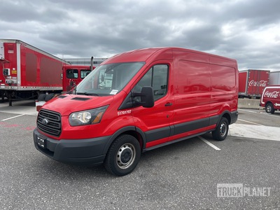 2017 Ford Transit 250 バン