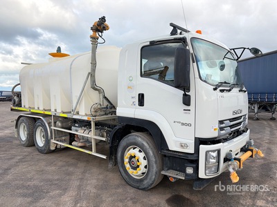 2022 Isuzu FVZ 240-300 14000 L 6x4 Water Truck
