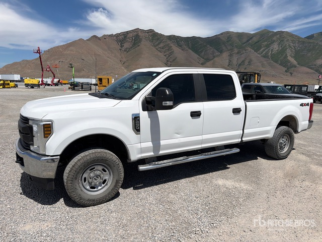 2019 Ford F-250 XL 4x4 Crew Cab Pickup