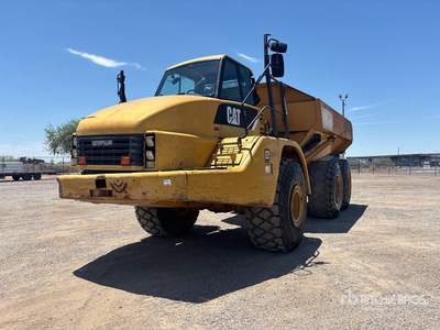 2010 Cat 740 Articulated Dump Truck