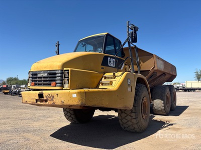 2010 Cat 740 Wywrotka przegubowa