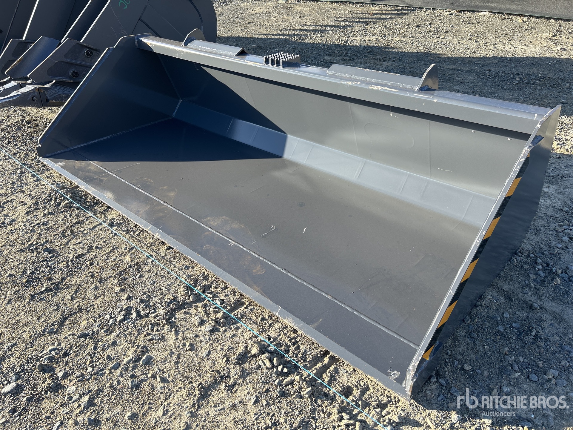 2026 Skyway 1880 mm General Purpose Skid Steer Bucket (Unused)