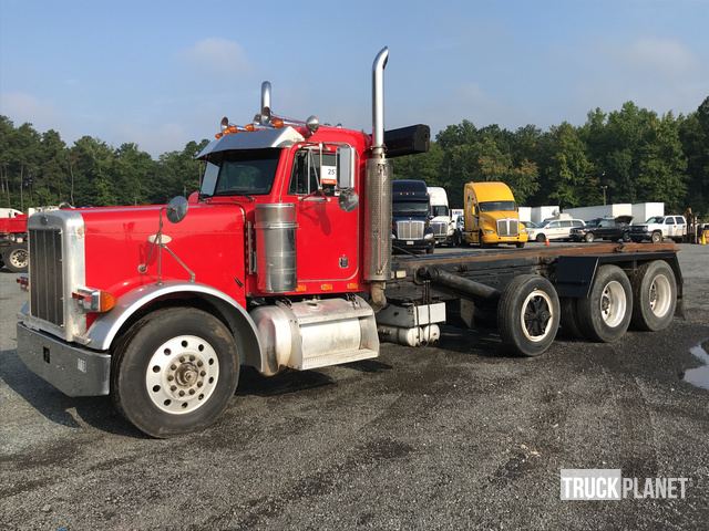 2000 Peterbilt 379 Roll Off Truck