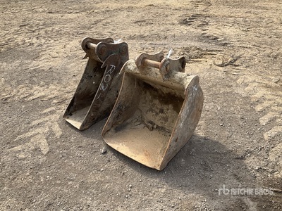 Quantity of (2) Digging 280mm & 570mm Excavator Bucket