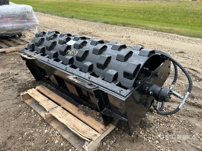 2026 GIYI GY-CW70 58 in Skid Steer Compactor Wheel Różne Osprzęt do miniładowarek (Unused)