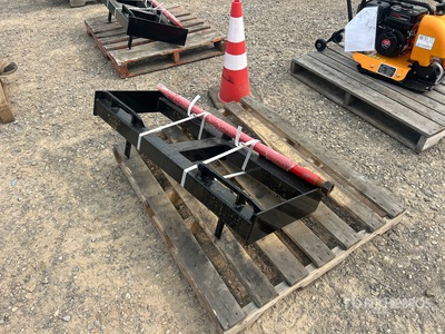 2026 GIYI GY-HF47 47 in Skid Steer Bale Spear (Unused)