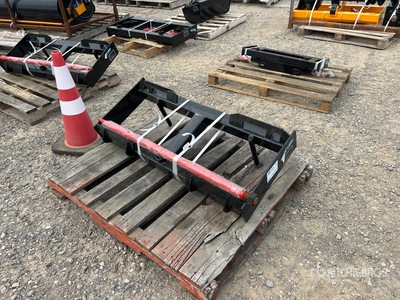 2026 GIYI GY-HF47 47 in Skid Steer Bale Spear (Unused)
