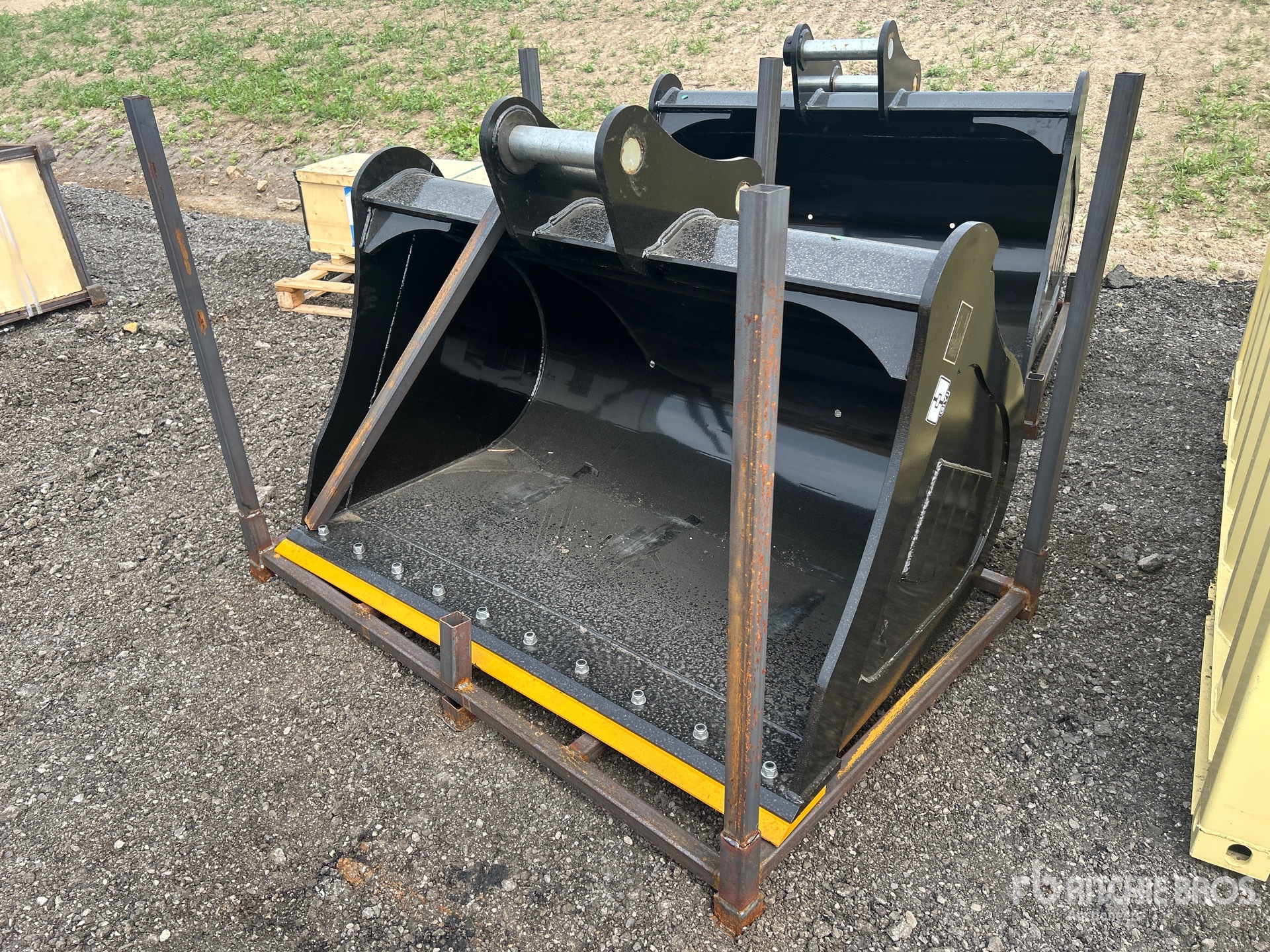 2026 VICSEC VC-FB60 60 in Q/C Cleanup Excavator Bucket (Unused)