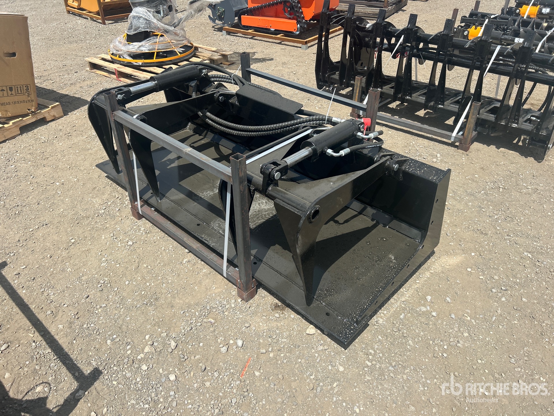 2026 GIYI GY-PG72 72 in Skid Steer Grapple (Unused)