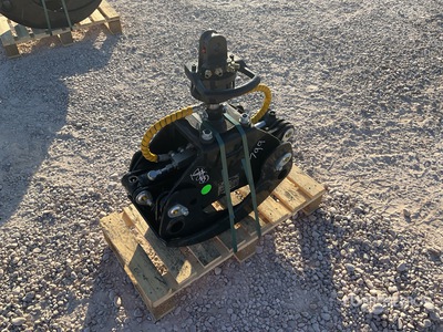 2026 Haener HWG800.10 + Rotator GR10A Wood Excavator Grapple (Unused)