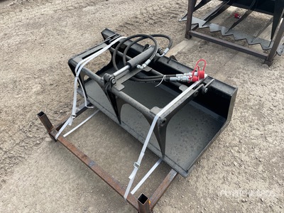 2026 GIYI GY-X PG44 44 in General Purpose Mini Skid Steer Grapple (Unused)