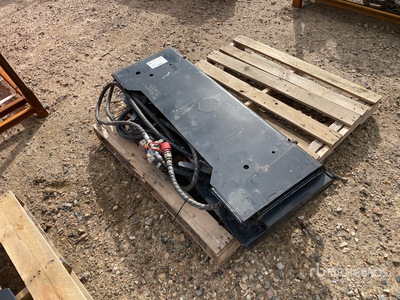 2026 GIYI GY-TMP45 Skid Steer Hydraulic Tilting Mounting Plate Różne Osprzęt do miniładowarek (Unused)
