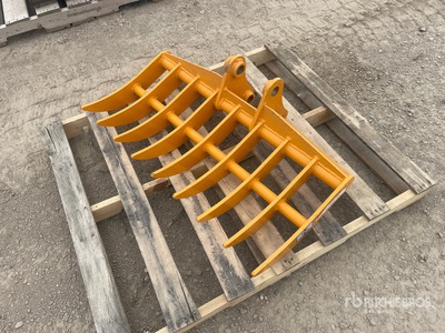 2026 GIYI 37 in pro fit to cat 303 Excavator Rake (Unused)