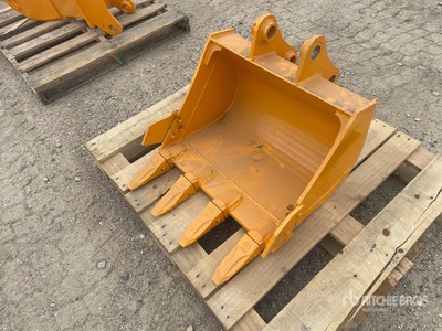 2026 GIYI 25 in Digging Fit to cat 303 Excavator Bucket (Unused)