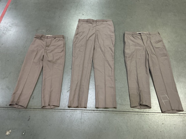 (283) Pairs of Men's Trousers (283) Pairs of Men's Trousers