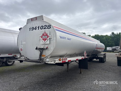 1991 Heil 3000 gal T/A Tanker Trailer