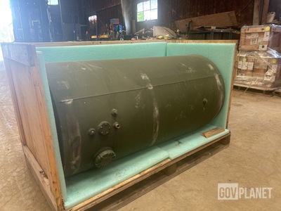 Oshkosh 1339300 Fuel Tank