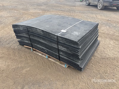 Quantity of 6 ft Rubber Carpets