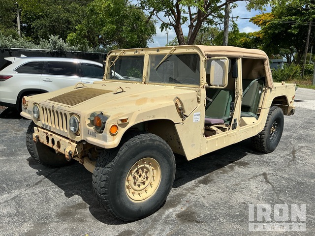 2006 AM General M1097R1 4WD HMMWV