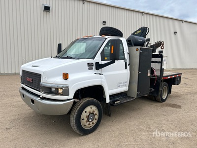 Heila HL-L 6500 2S 7715 lb Knuckle Boom on 2005 GMC C5500 4x4 Kranwägen