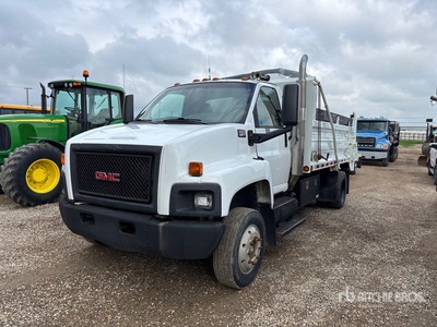 2003 GMC C6500 4x2 T/A Dump Truck